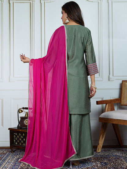Dhiyona PD Women Women Embroidered Straight Kurta With Trousers & Dupatta