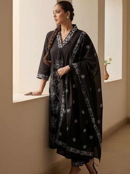 Floral Embroidered A-Line Chikankari Pure Cotton Kurta With Trousers & Dupatta