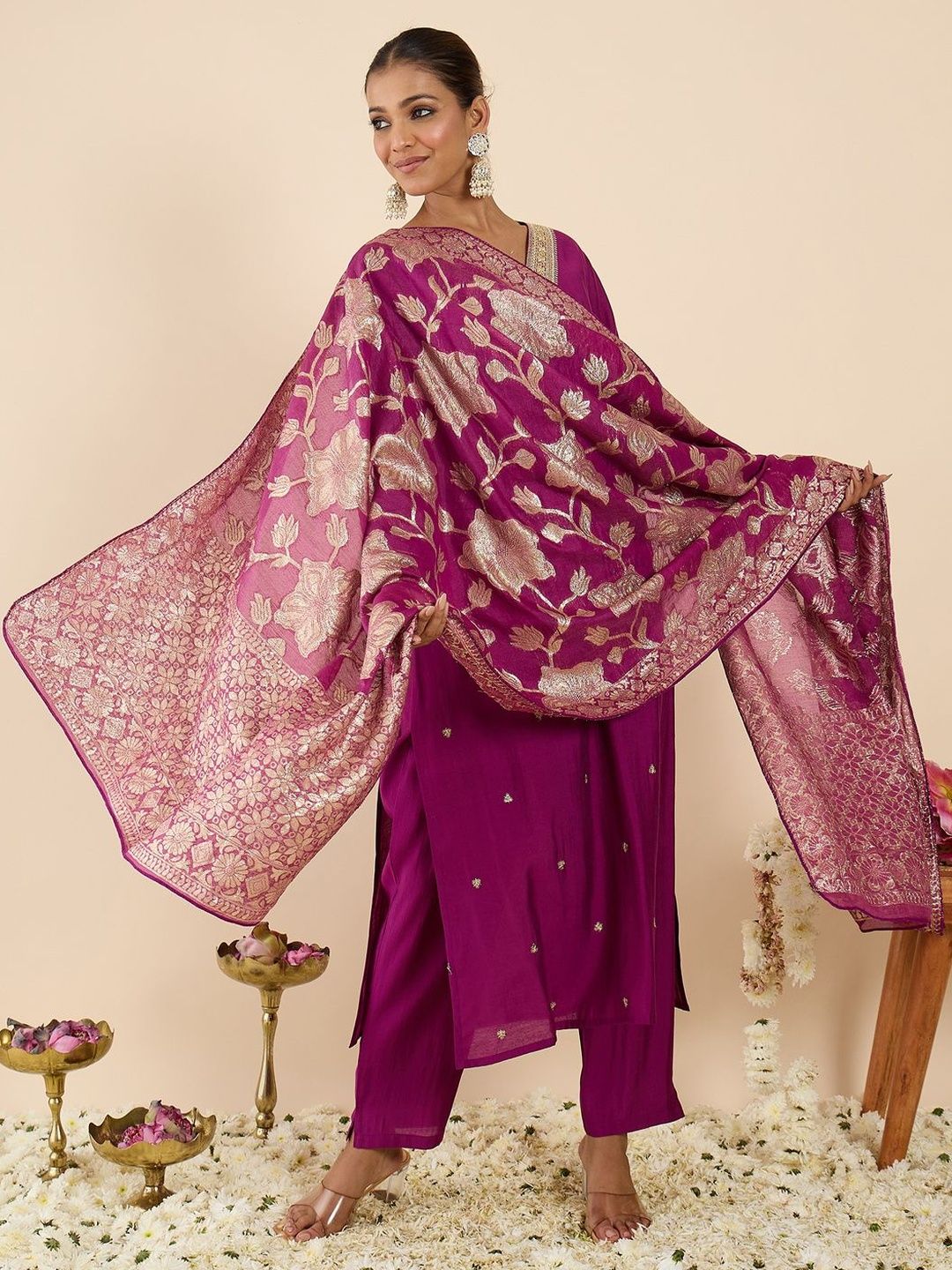 Floral Embroidered V-Neck Regular Straight Kurta With Trousers & Dupatta