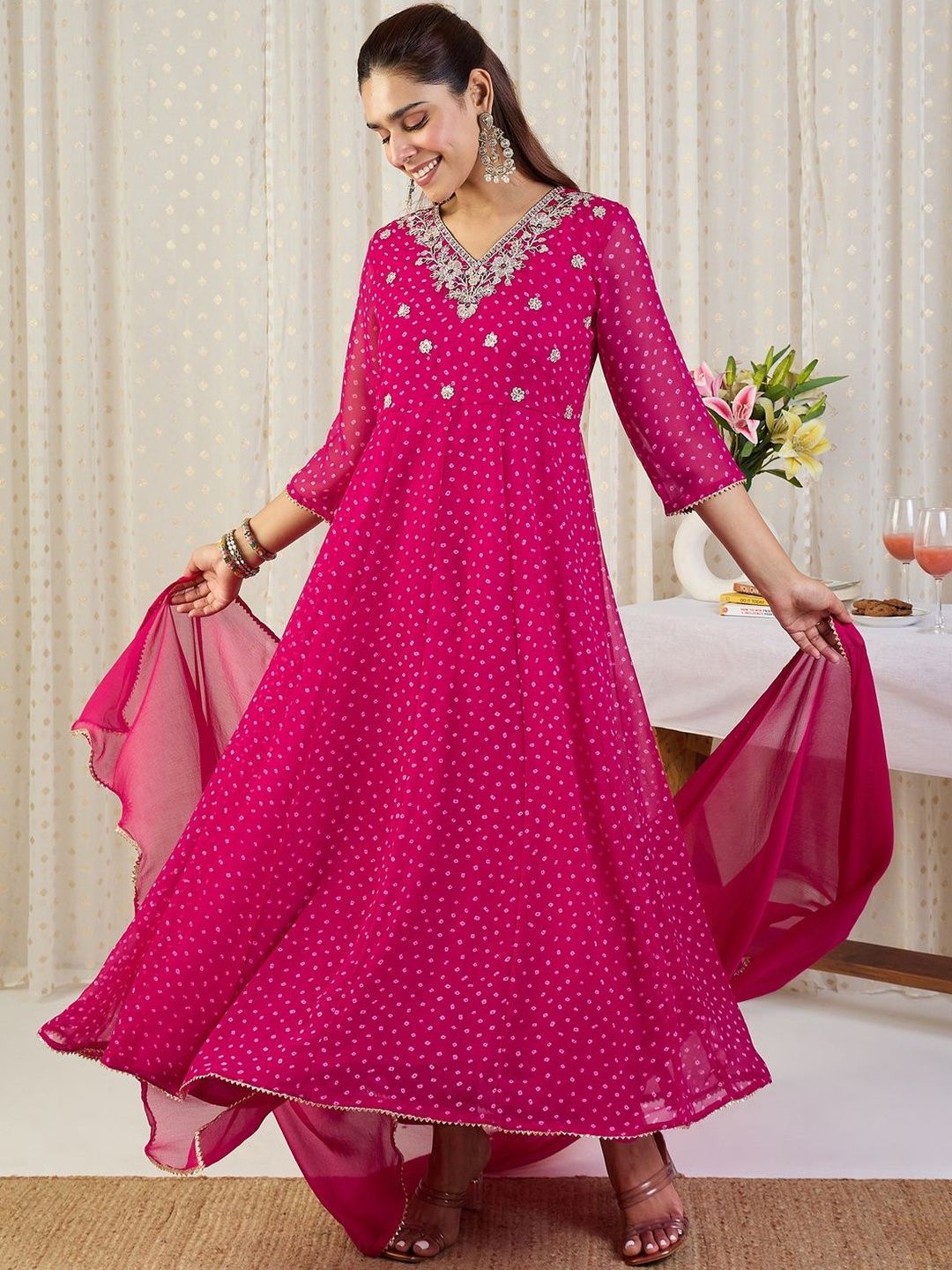 Ethnic Motifs Printed V-Neck Sequinned Georgette Kurta With Trousers & Dupatta