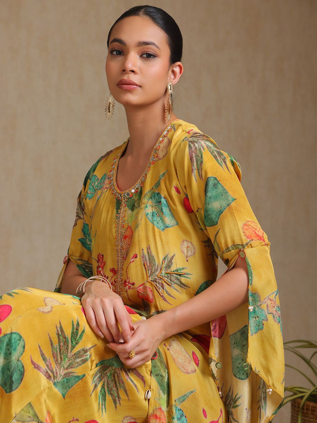 Dhiyona SO Women's Floral Printed Beads And Stones A-Line Kurta With Palazzos