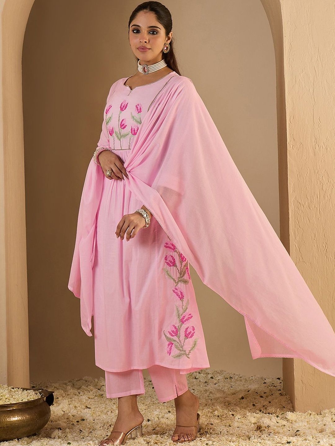 Women Floral Embroidered Panelled Thread Work Pure Cotton Kurta with Trousers & With Dupatta