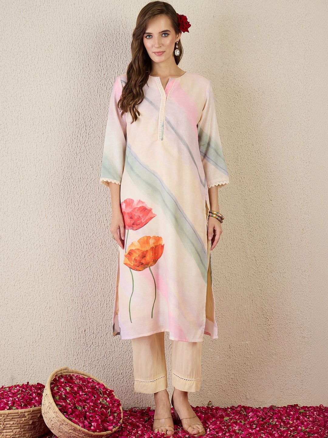 Women Floral Printed Regular Linen Kurta with Trousers & With Dupatta