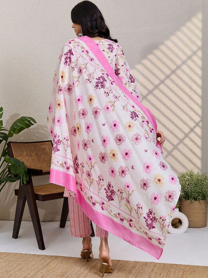 Women Floral Printed Thread Work Pure Cotton Kurta with Trousers & Dupatta
