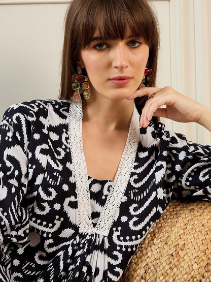 Dhiyona IE Abstract Printed Pleated A-Line Kurta