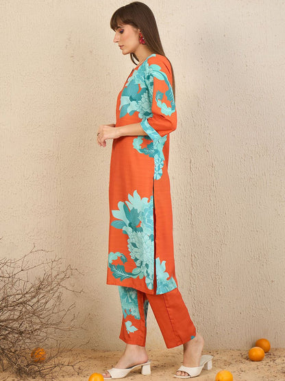 Dhiyona IE Floral Printed Straight Kurta With Trousers