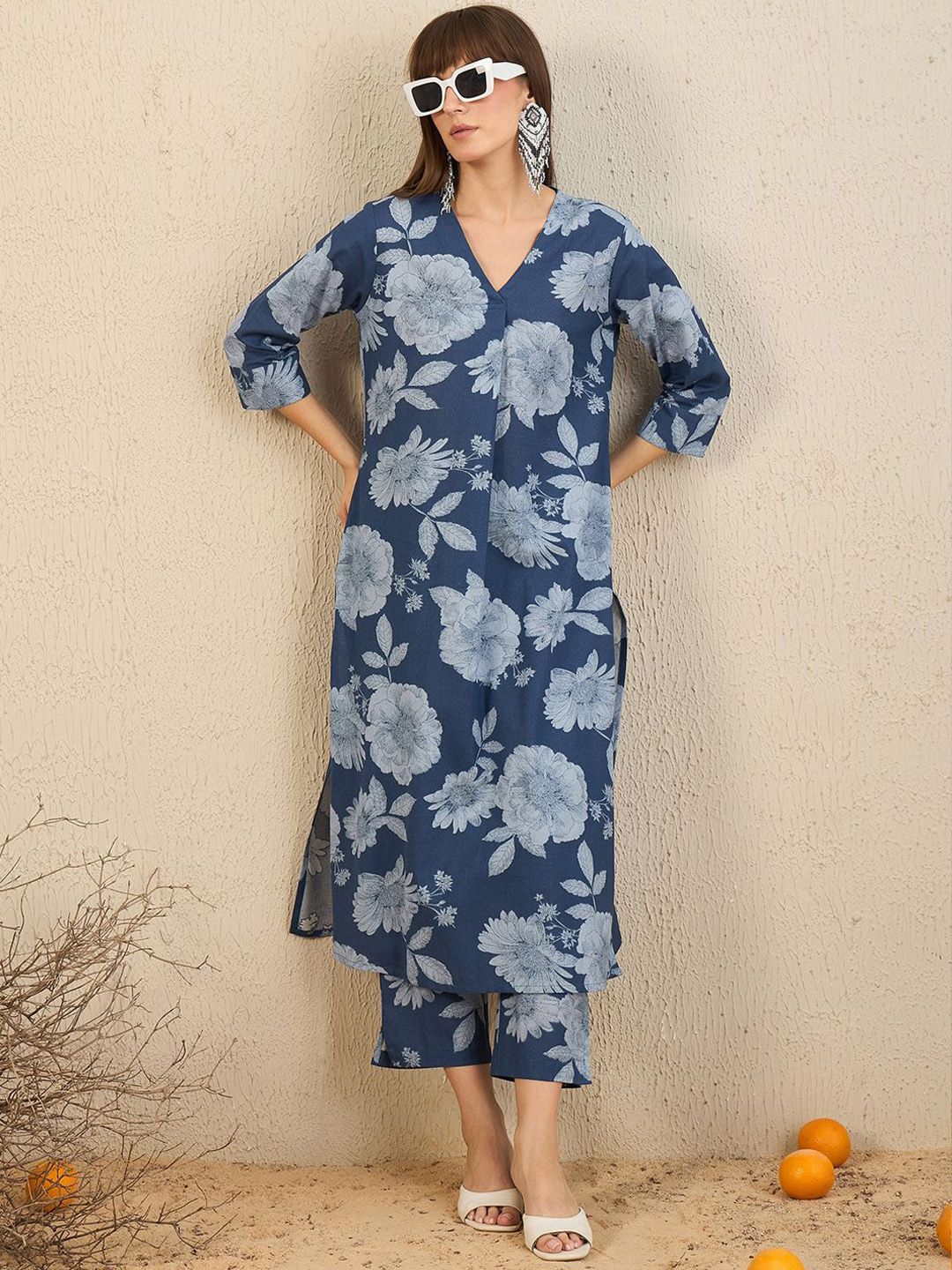 Dhiyona IE Floral Printed Pleated V Neck Straight Kurta With Trousers