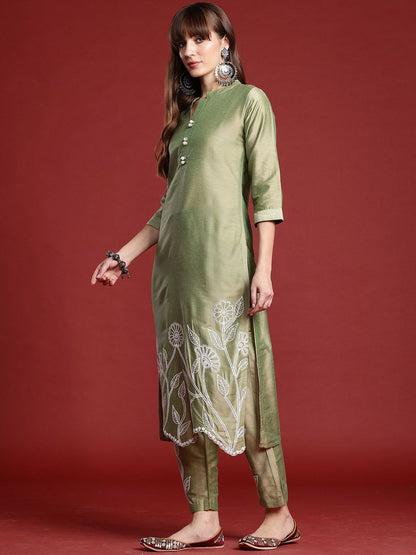 Dhiyona IE Floral Embroidered Mandarin Collar Straight Tunic And Trousers