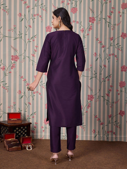 Dhiyona OD  Women Embroidered Straight Kurta
