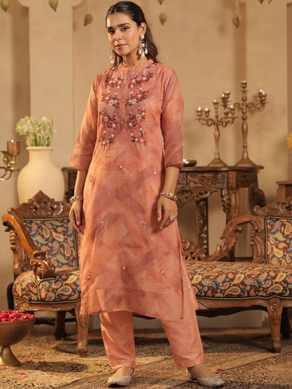 Women Floral Embroidered Regular Thread Work Chanderi Cotton Kurta with Trousers & With Dupatta