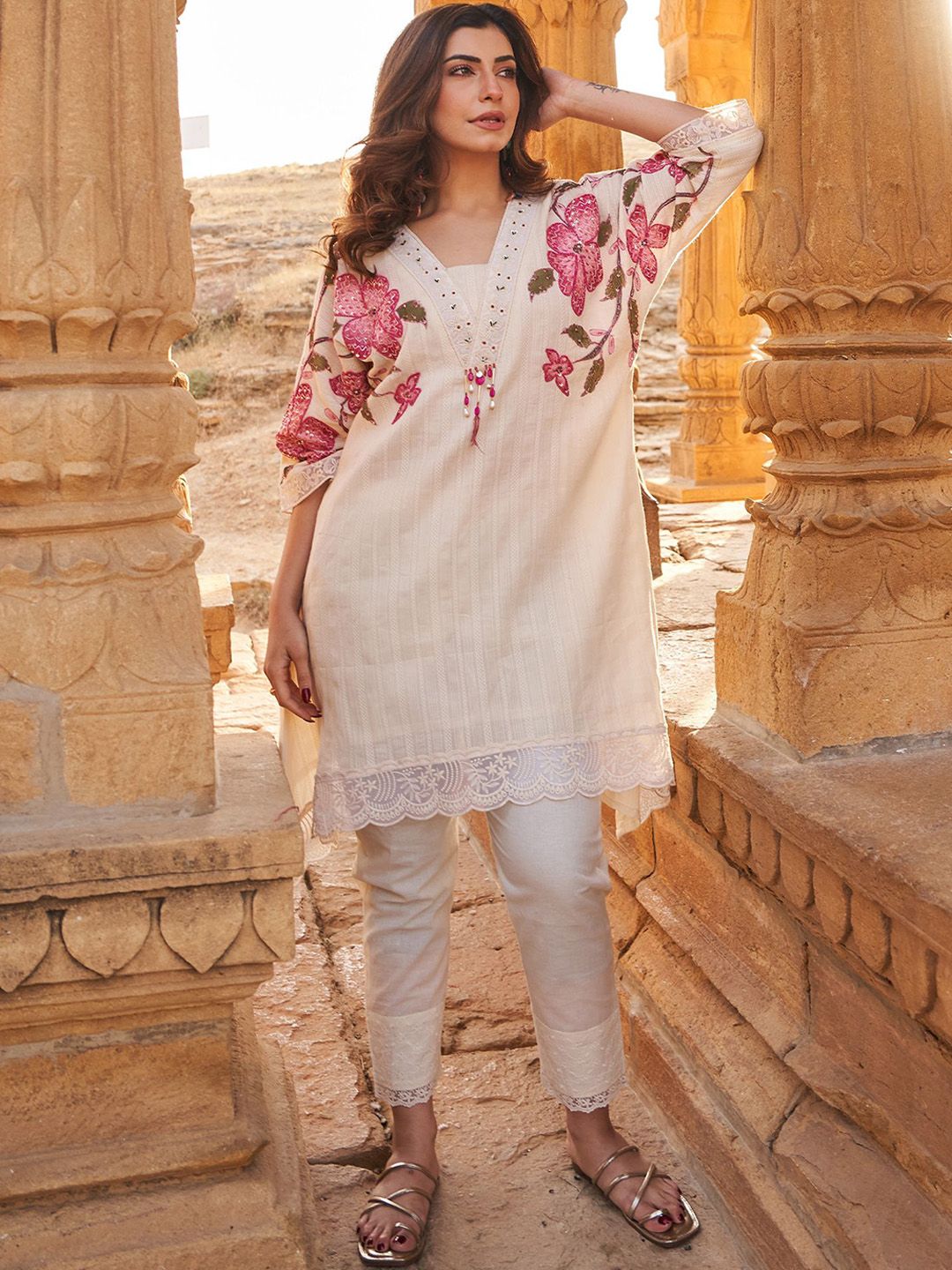 Floral Embroidered Beads And Stones V-Neck A-Line Pure Cotton Kurta With Trousers