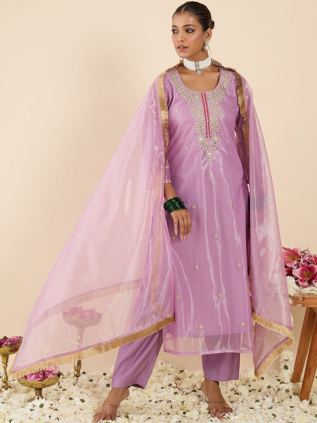 Dhiyona IE Women Ethnic Motifs Embroidered Regular Thread Work Kurta with Trousers & With Dupatta