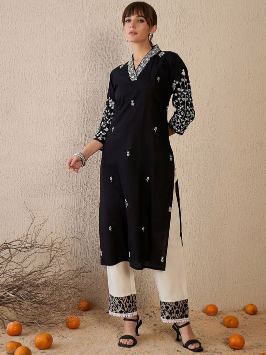 Dhiyona IE Women Floral Embroidered Thread Work Kurta