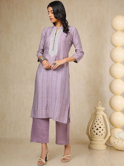 Dhiyona SO Women's Striped Mandarin Collar Thread Work Chanderi Cotton Straight Kurta With Trouser