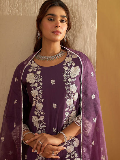 Floral Embroidered Thread Work Straight Kurta With Trousers & Dupatta