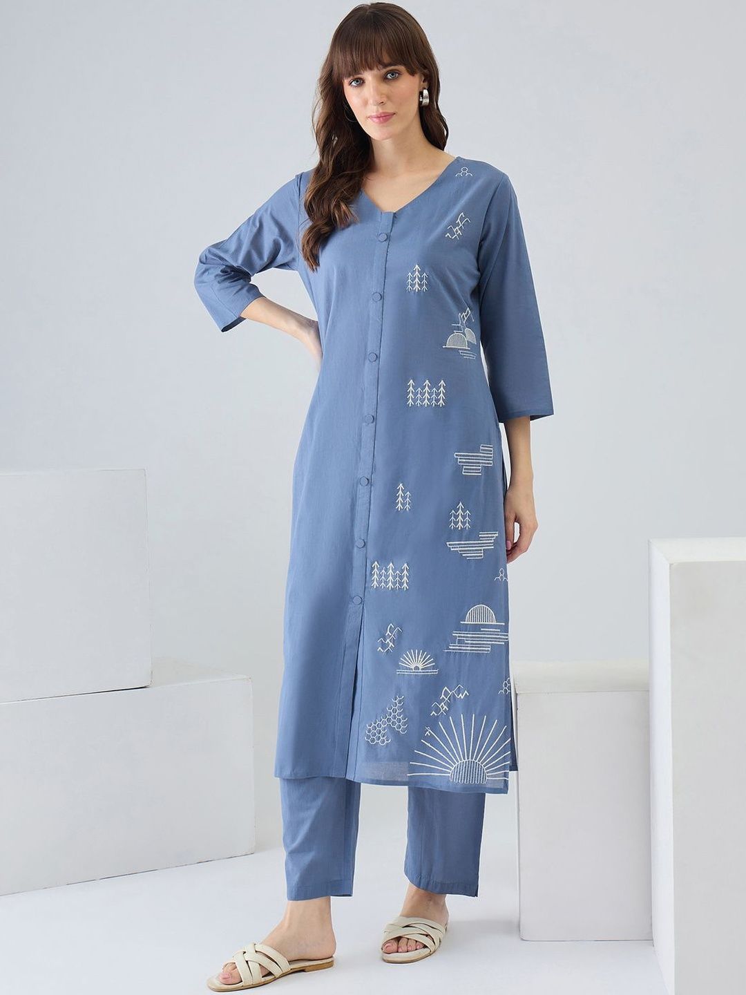 Women Ethnic Motifs Embroidered Regular Thread Work Pure Cotton Kurta with Trousers