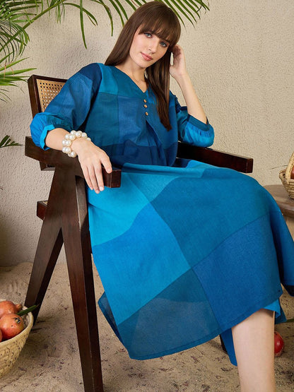 Dhiyona IE Colourblocked V-Neck A-Line Kurta & Trousers