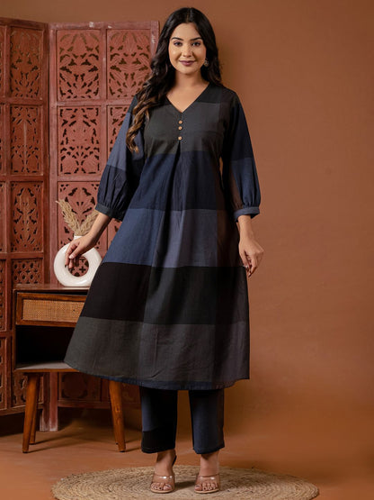 Colourblocked V-Neck A-Line Kurta With Trousers