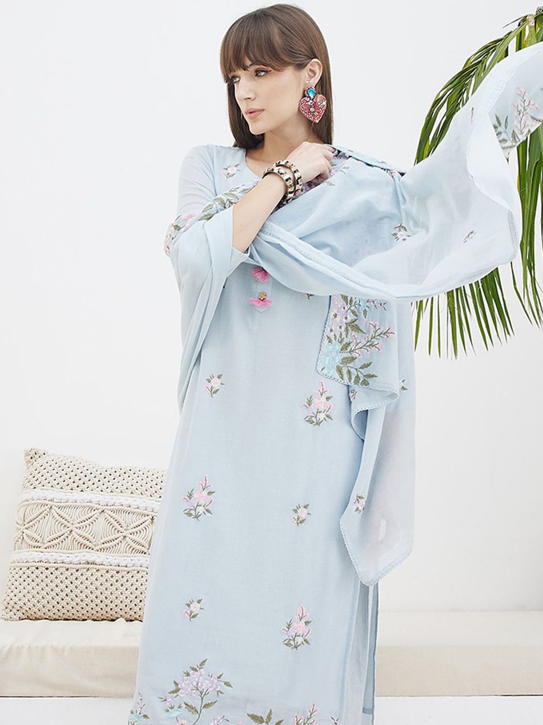 Floral Embroidered Straight Thread Work Pure Cotton Kurta With Trousers & Dupatta