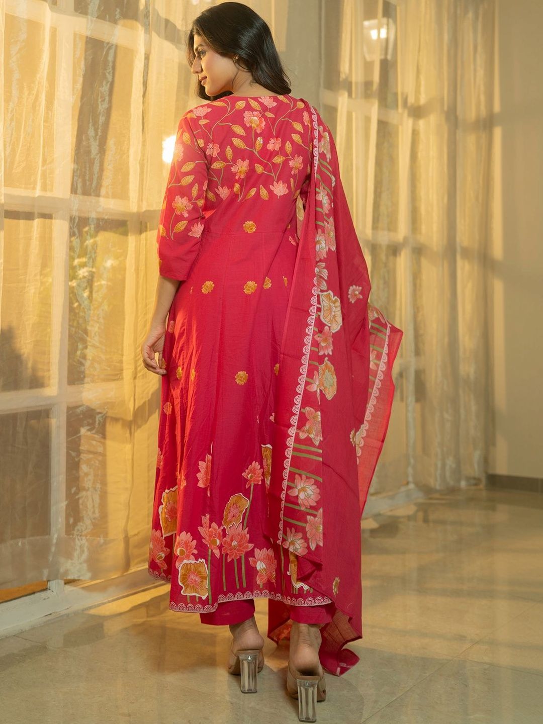 Women Floral Printed Panelled Pure Cotton Kurta with Trousers & With Dupatta