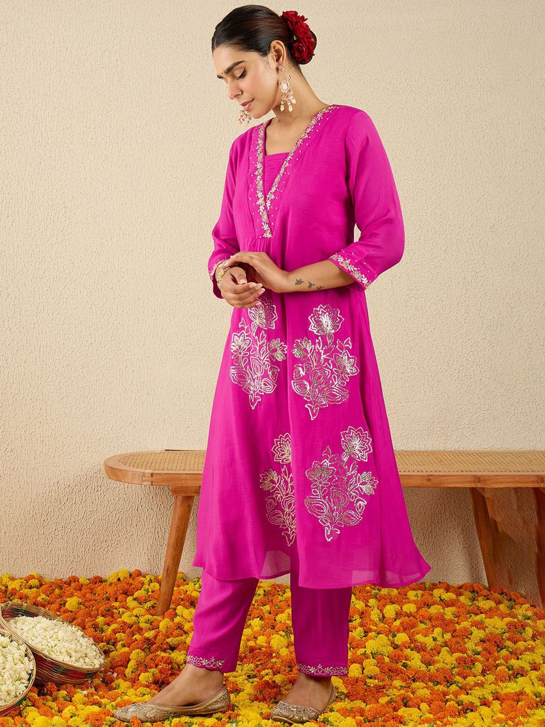 Dhiyona IE Embroidered V-Neck A-Line Tunic With Trousers Co-Ords