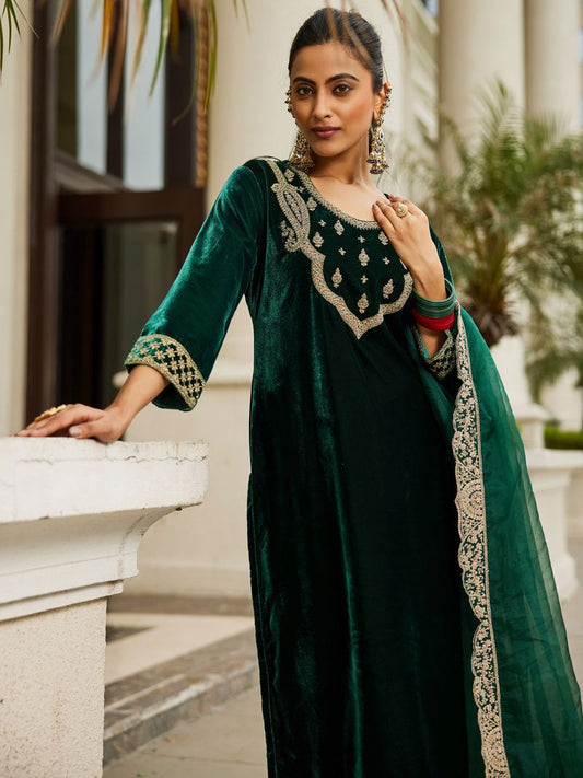 Women Ethnic Motifs Embroidered Regular Velvet Kurta with Trousers & Dupatta
