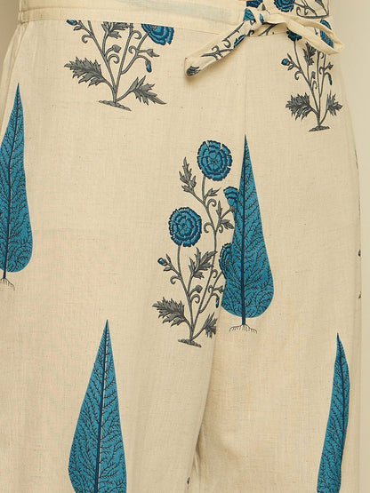 Women Floral Printed Regular Kurta with Trousers