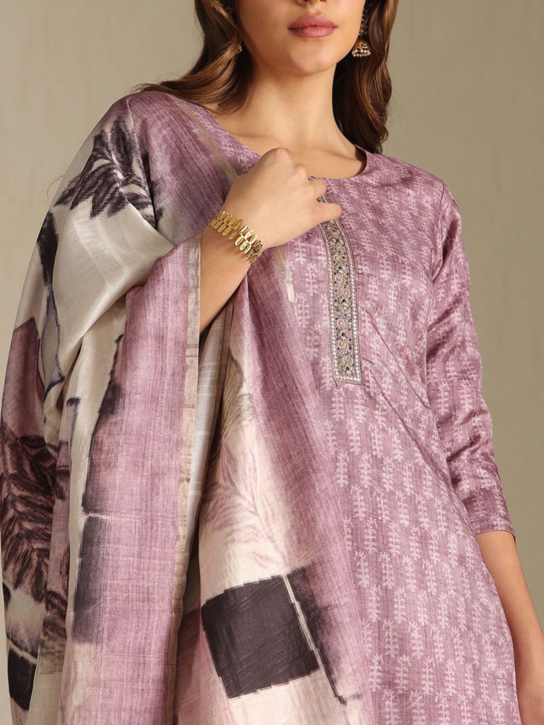 Dhiyona SO Women's Women Botanical Print Regular Kurta with Trousers & Printed Dupatta