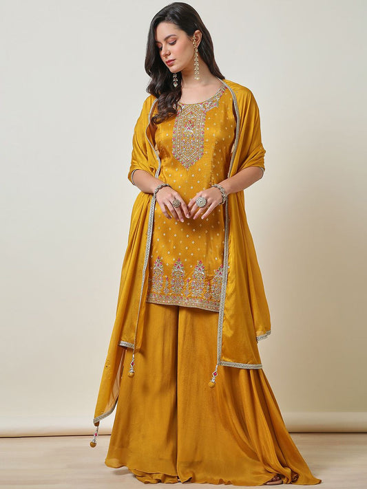 Dhiyona SO Women's Embroidered Zari Straight Kurti with Palazzos & Dupatta