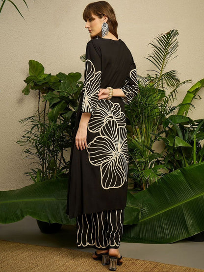 Women Floral Printed Thread Work Kurta with Palazzos
