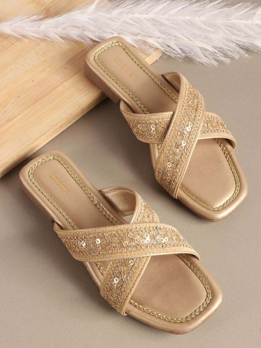 Dhiyona AK Women Woven Design Open Toe Flats