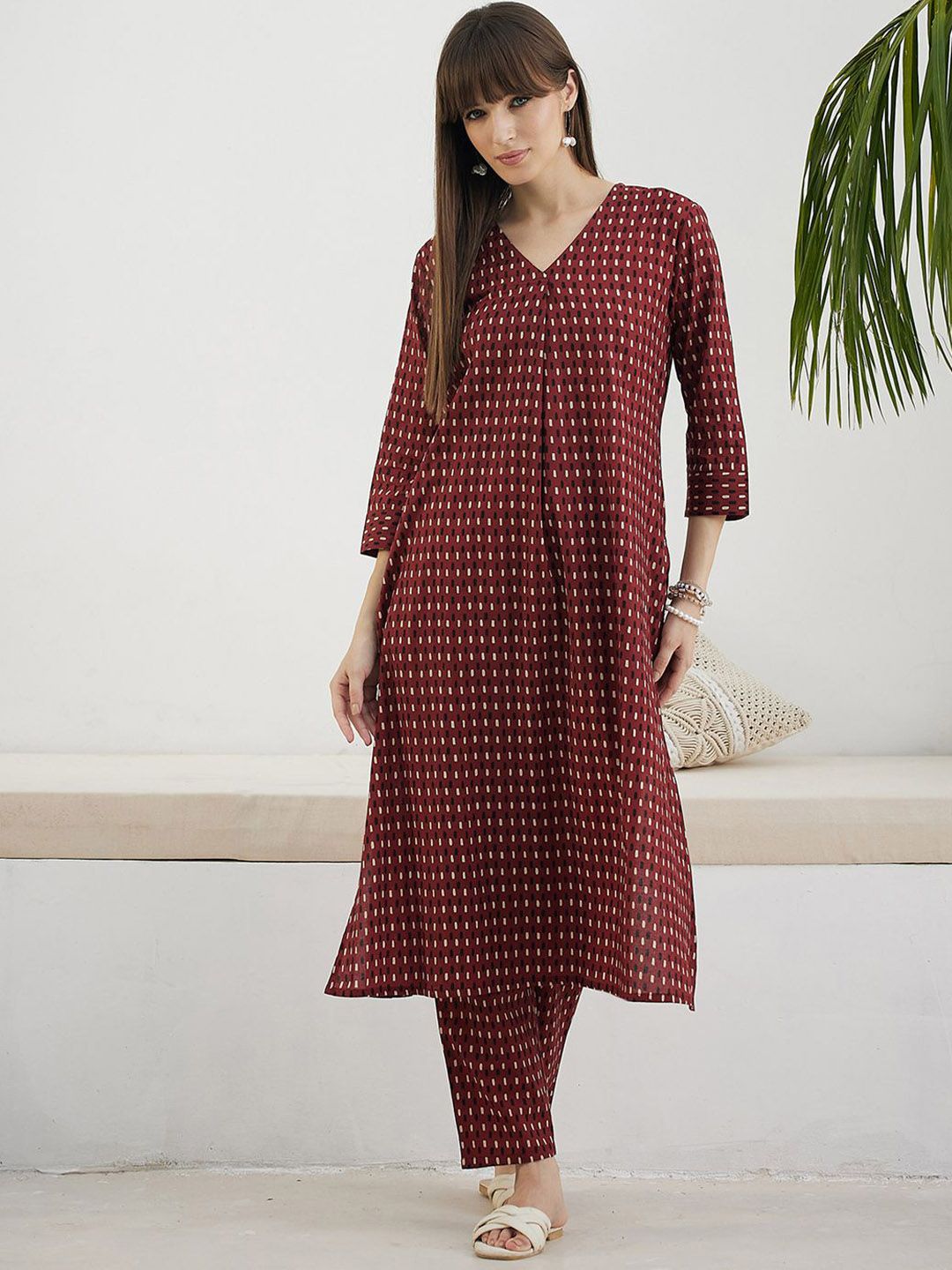 Dhiyona IE Printed Pure Cotton V-Neck Top With Trousers Co-Ords