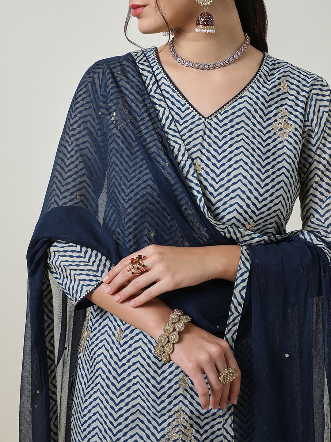 Dhiyona SO Women's Women Printed Regular Gotta Patti Chanderi Silk Kurta with Sharara & With Dupatta