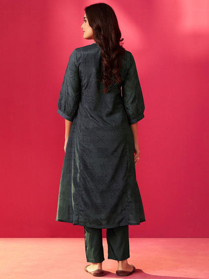 Floral Embroidered Thread Work Chinon Kurta With Trousers