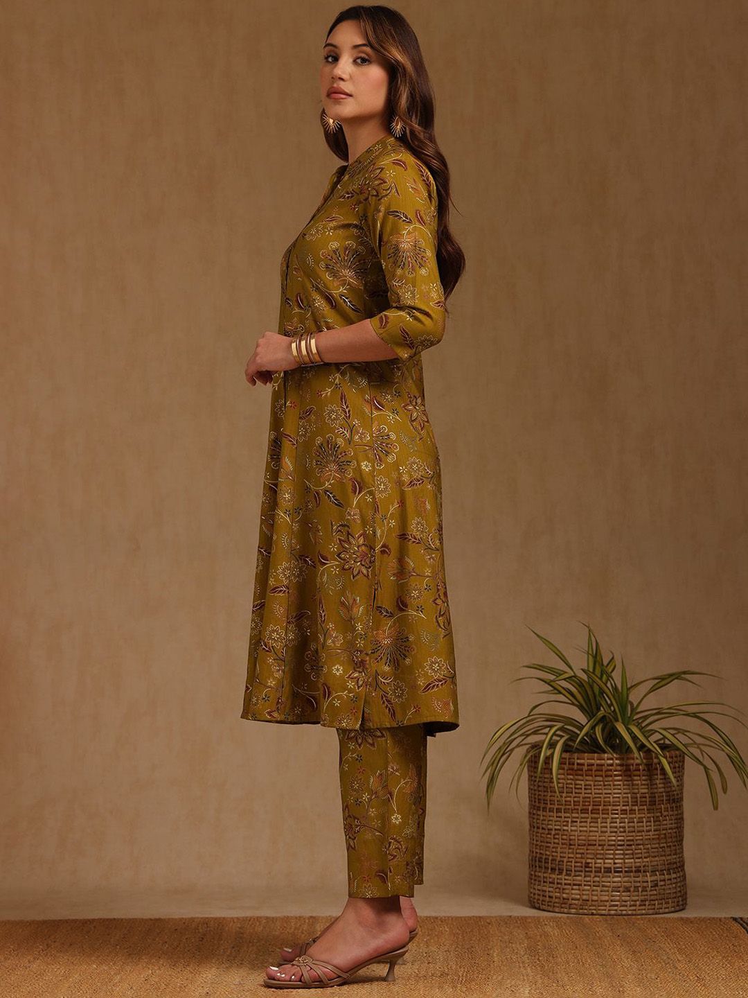 Dhiyona SO Women's Women Ethnic Motifs Printed A-Line Kurta with Trouser
