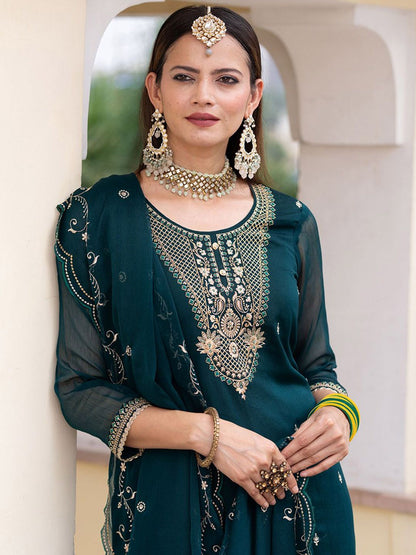Dhiyona CH Embroidered Round Neck Thread Work Straight Kurta With Trousers & Dupatta