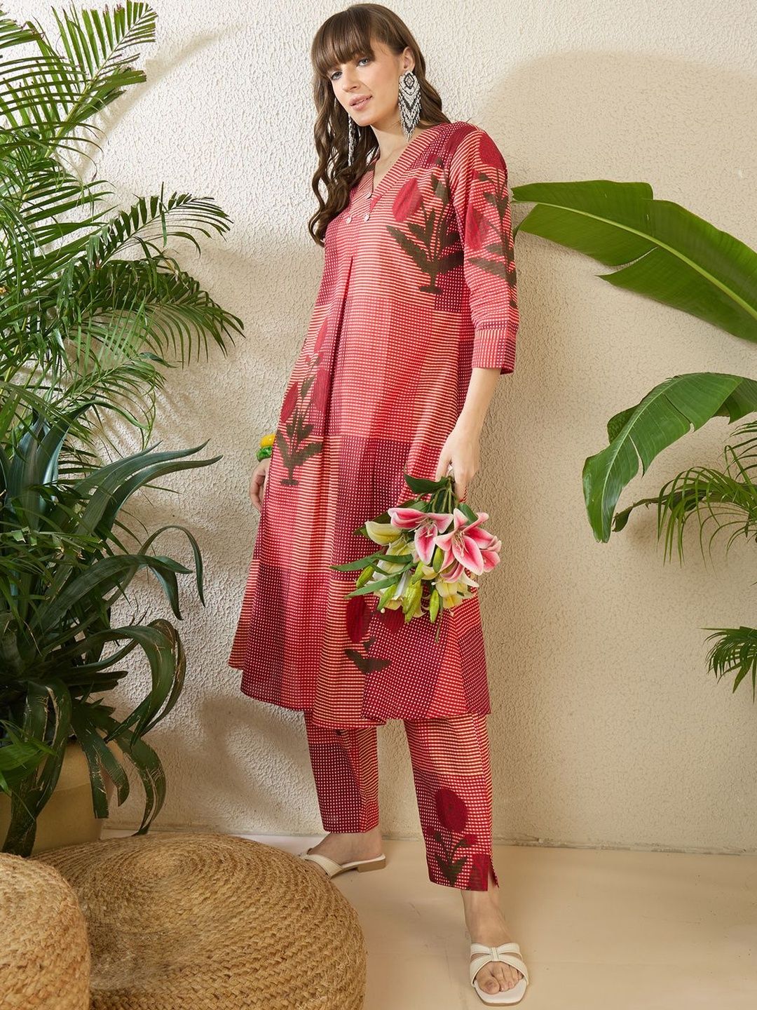 Dhiyona IE Printed V-Neck Three-Quarter Sleeves Pure Cotton Tunic And Trousers