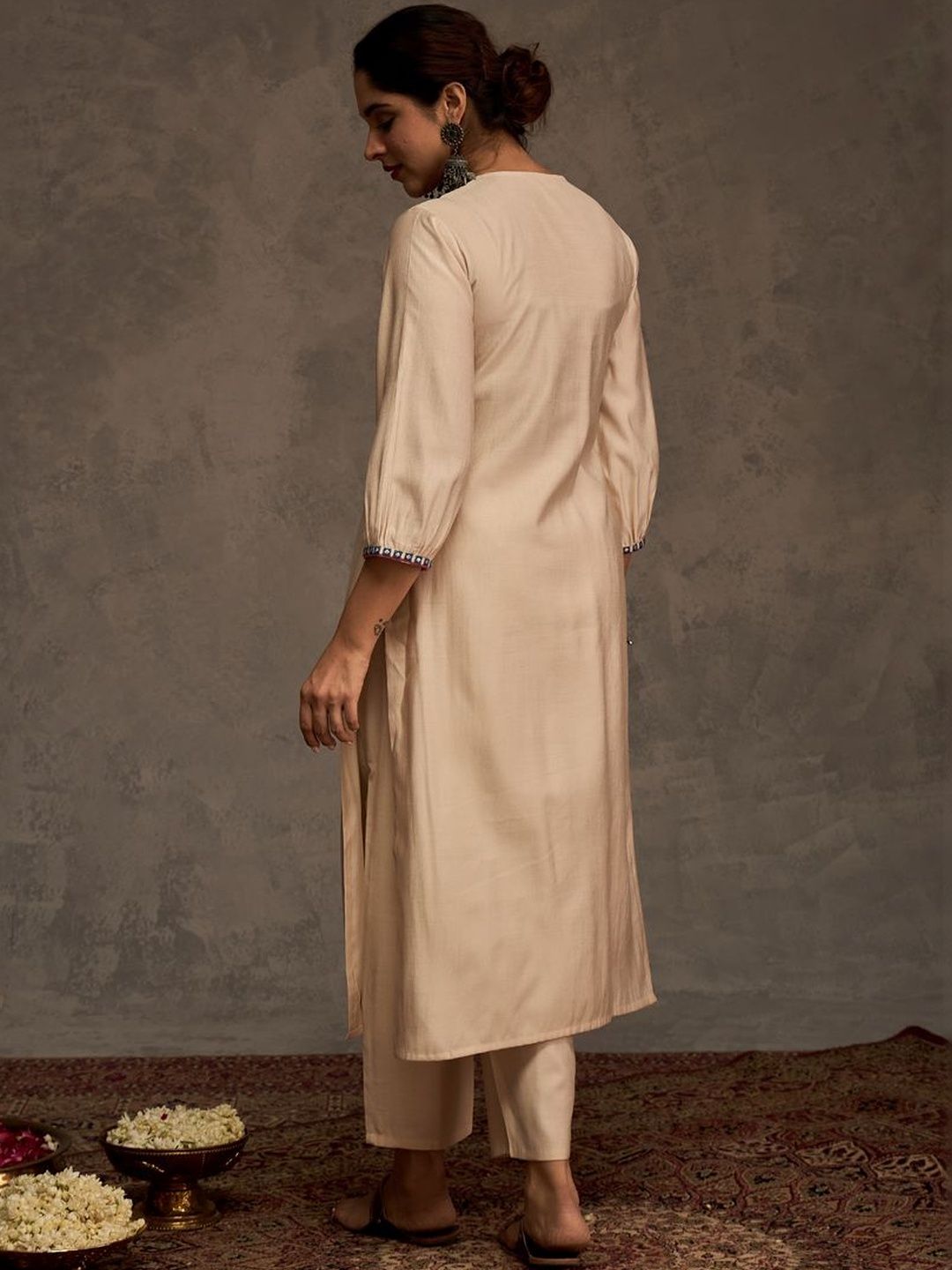 Women Ethnic Motifs Embroidered Panelled Thread Work Liva Kurta with Trousers