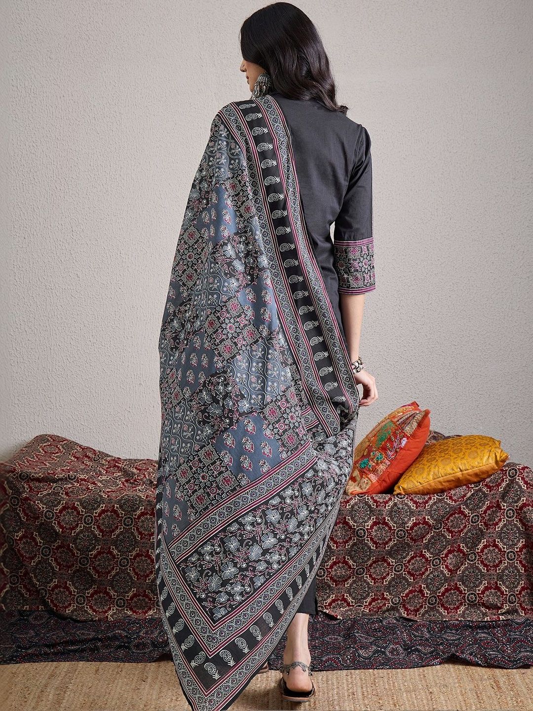 Women Ethnic Motifs Embroidered Regular Mirror Work Pure Cotton Kurta with Trousers & With Dupatta