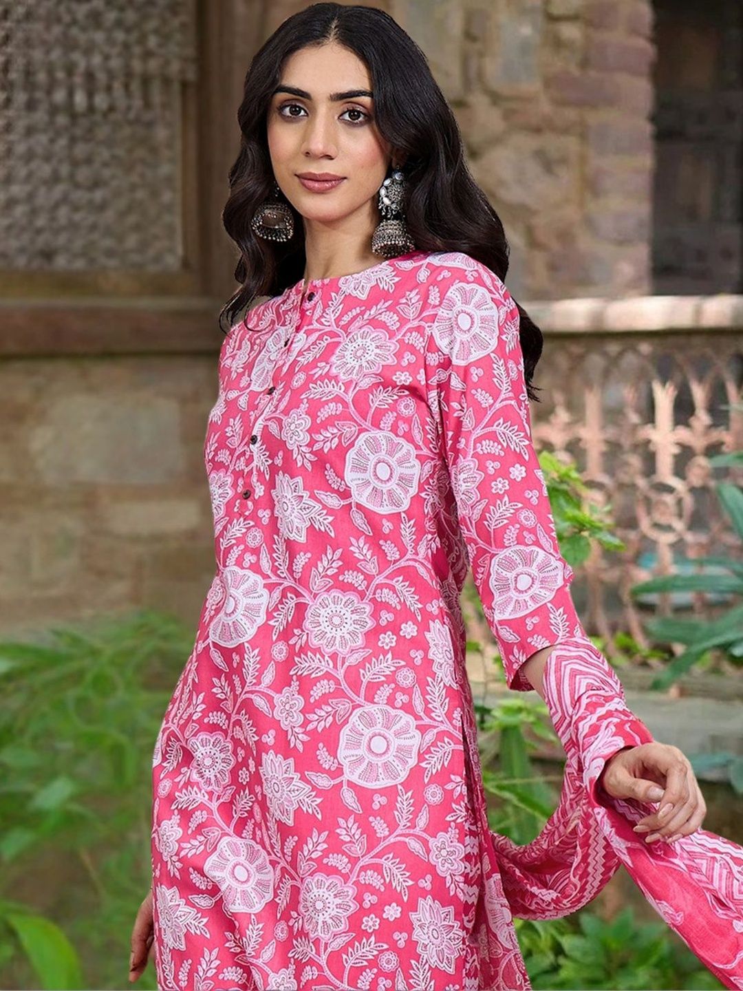 Dhiyona IE Women Floral Printed Regular Pure Cotton Kurta with Trousers & With Dupatta