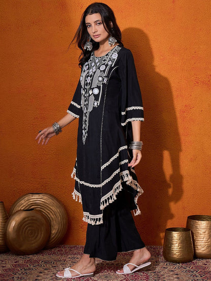 Dhiyona SN Women's Floral Embroidered Regular A-Line Kurta with Palazzo