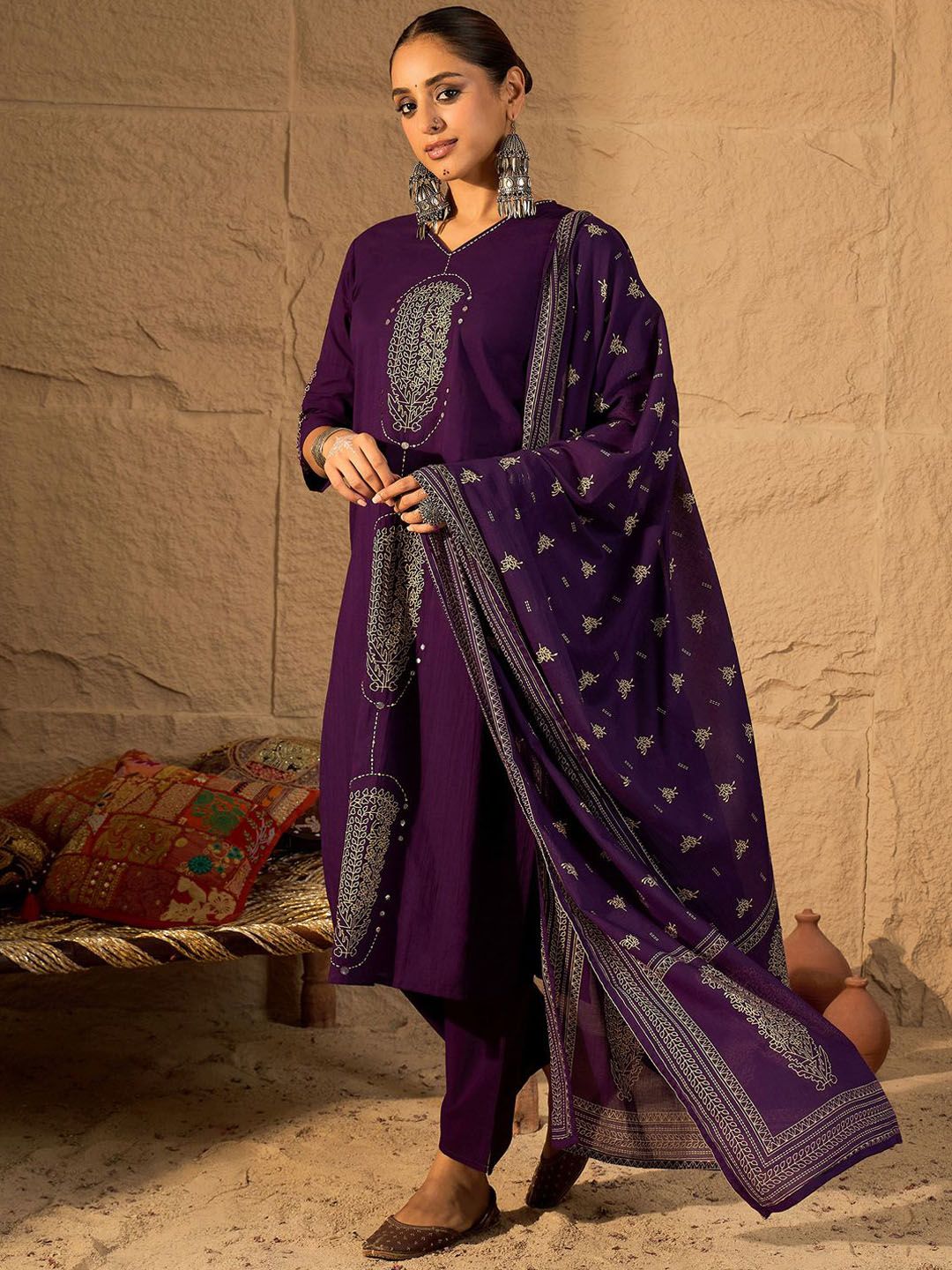 Women Floral Printed Mirror Work Pure Cotton Kurta with Trousers & Dupatta