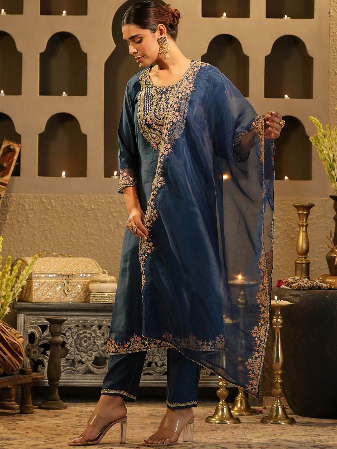 Dhiyona IE Women's Women Embroidered Regular Kurta with Trousers & Dupatta
