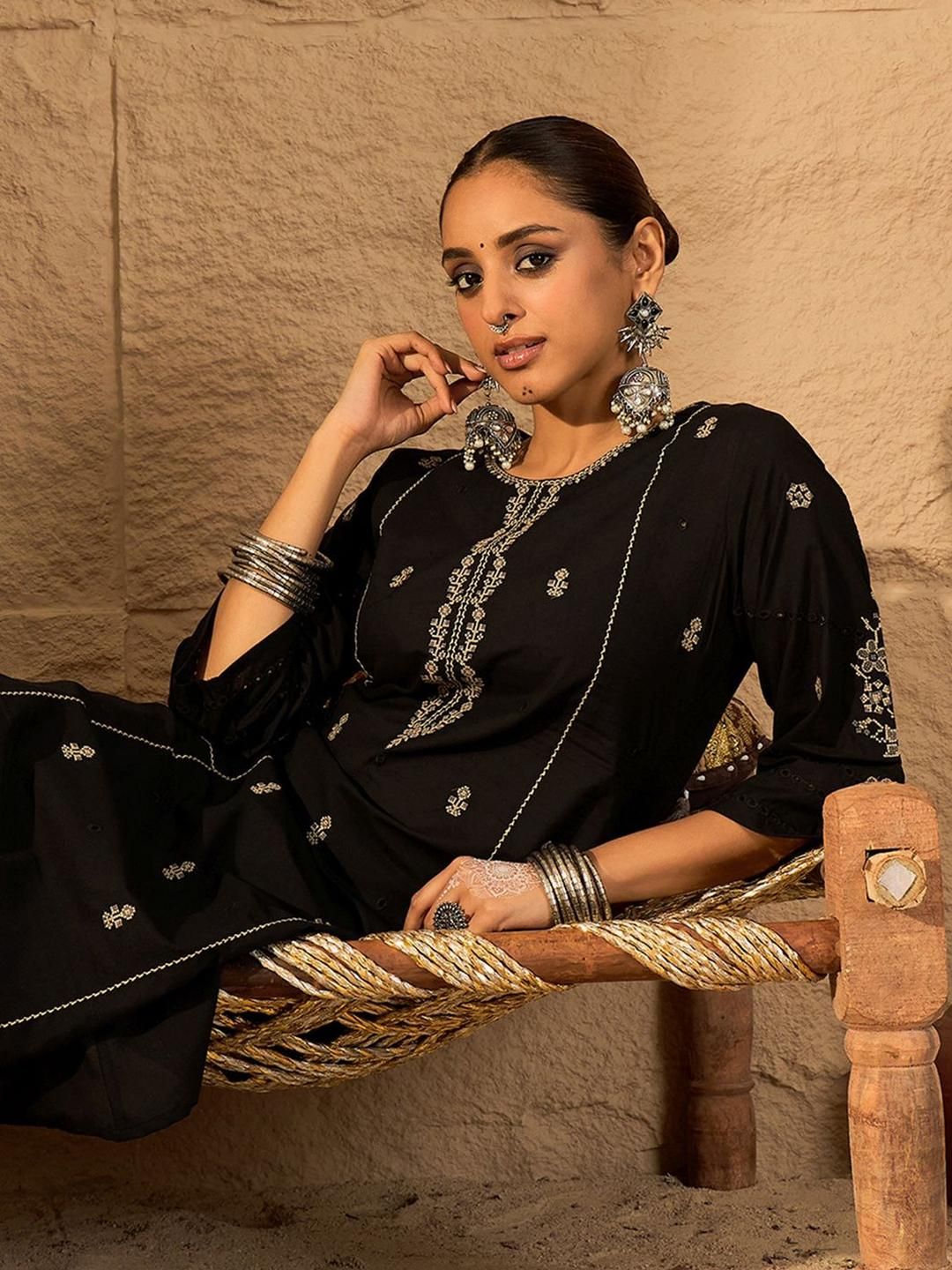 Dhiyona IE Black Embroidered Pure Cotton Round Neck Tunic With Trouser
