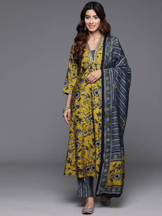Dhiyona VA Women'sFloral Printed V-Neck Sequinned Chanderi Silk Kurta With Trousers & Dupatta