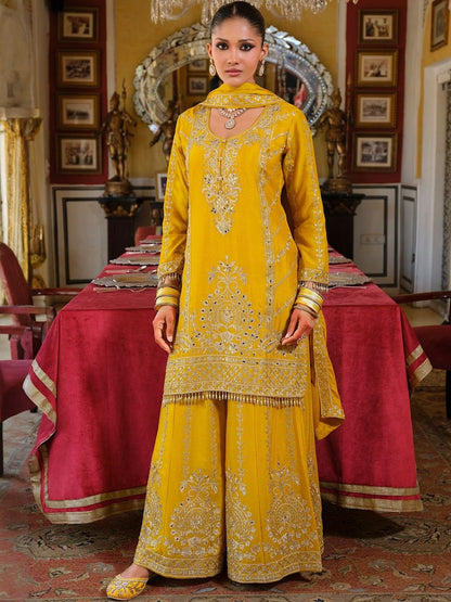 Ethnic Motifs Embroidered Round Neck Thread Work Kurta With Palazzos & Dupatta