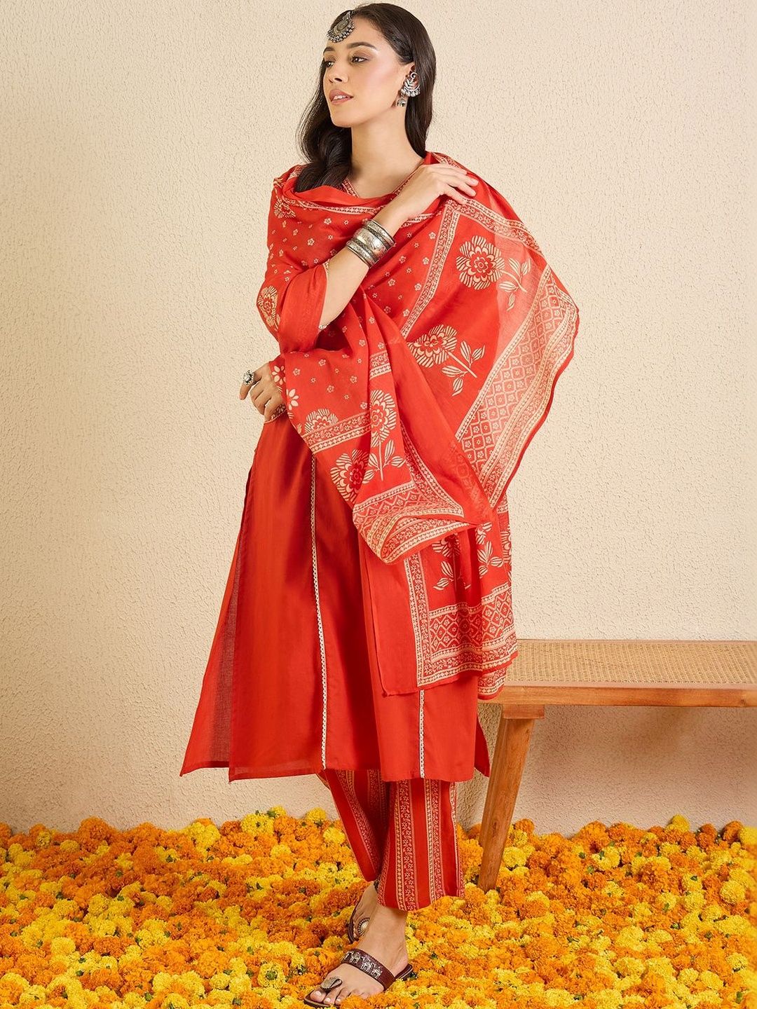 Women Ethnic Motifs Regular Thread Work Pure Cotton Kurta with Trousers & With Dupatta