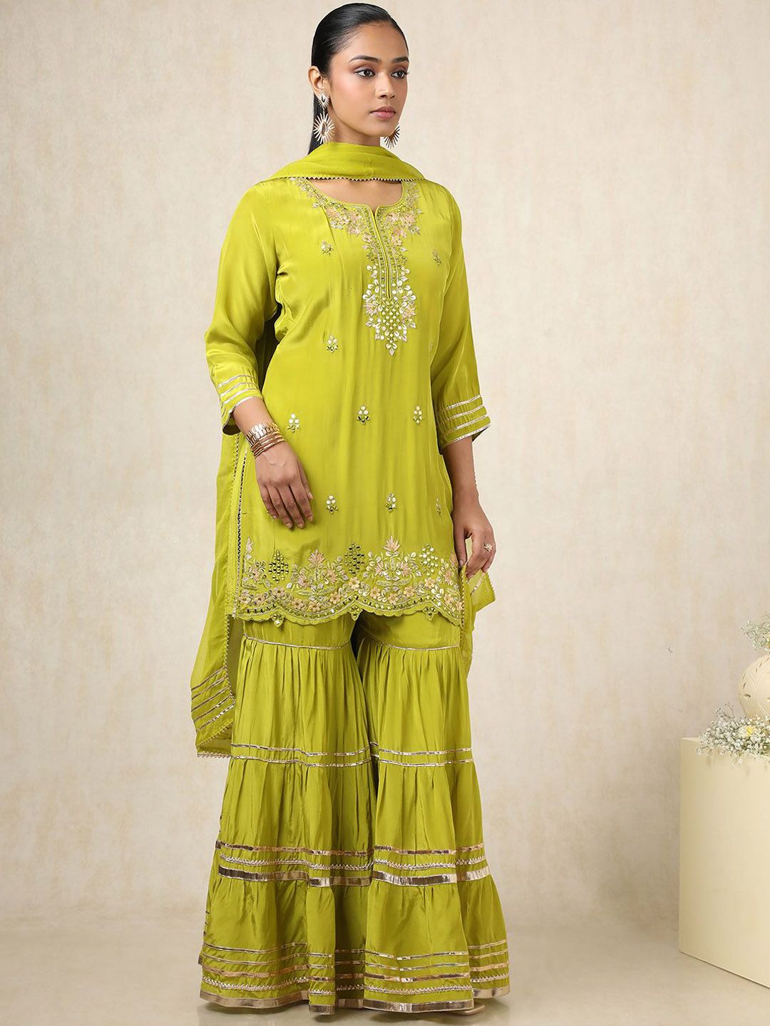 Dhiyona SO Women's Floral Embroidered Notch Neck Mirror Work Straight Kurta With Sharara And Dupatta