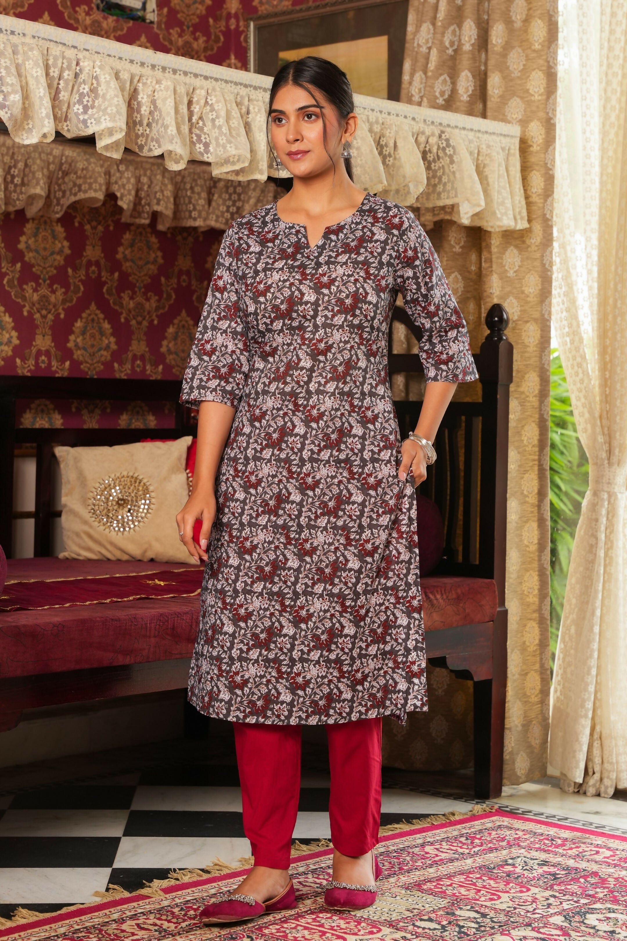 Women's Straight Soft Cotton Floral Print Women's Kurta - Grey