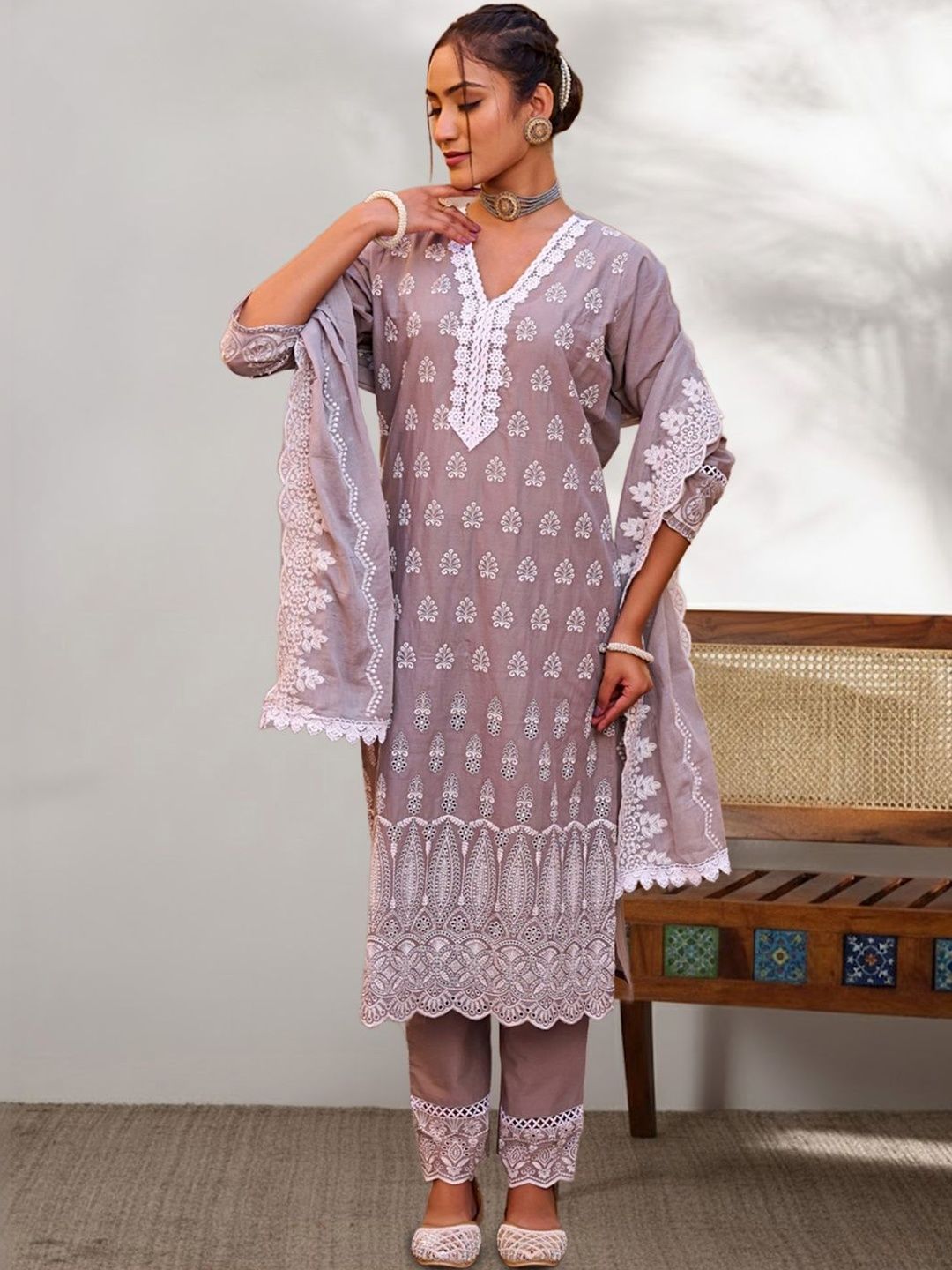 Dhiyona IE Women Ethnic Motifs Embroidered Regular Thread Work Pure Cotton Kurta with Trousers & With Dupatta